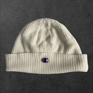 Champion White Unisex Ribbed Knit Beanie